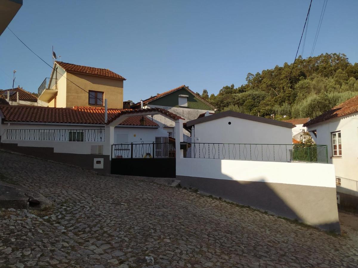 Casinha Da Eira Apartment Gois Exterior photo